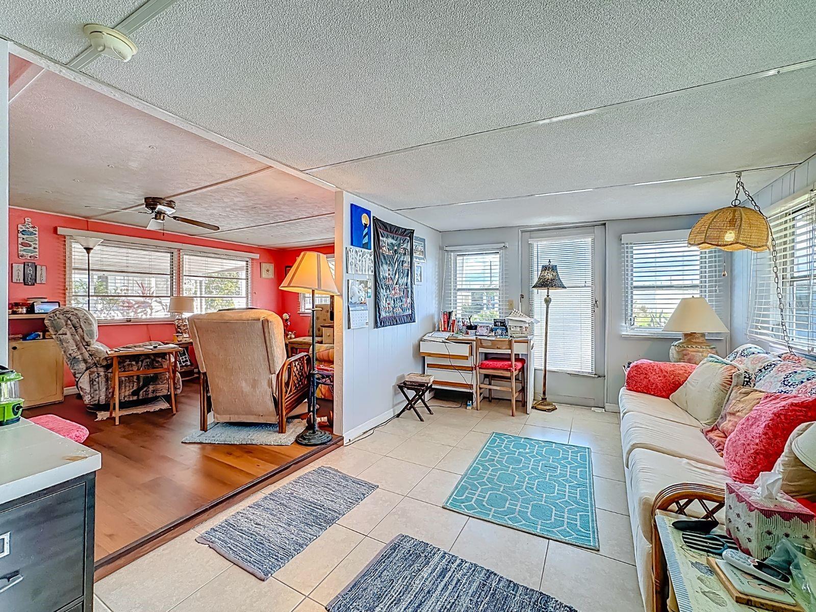 411 TROPIC DR W — photo 3