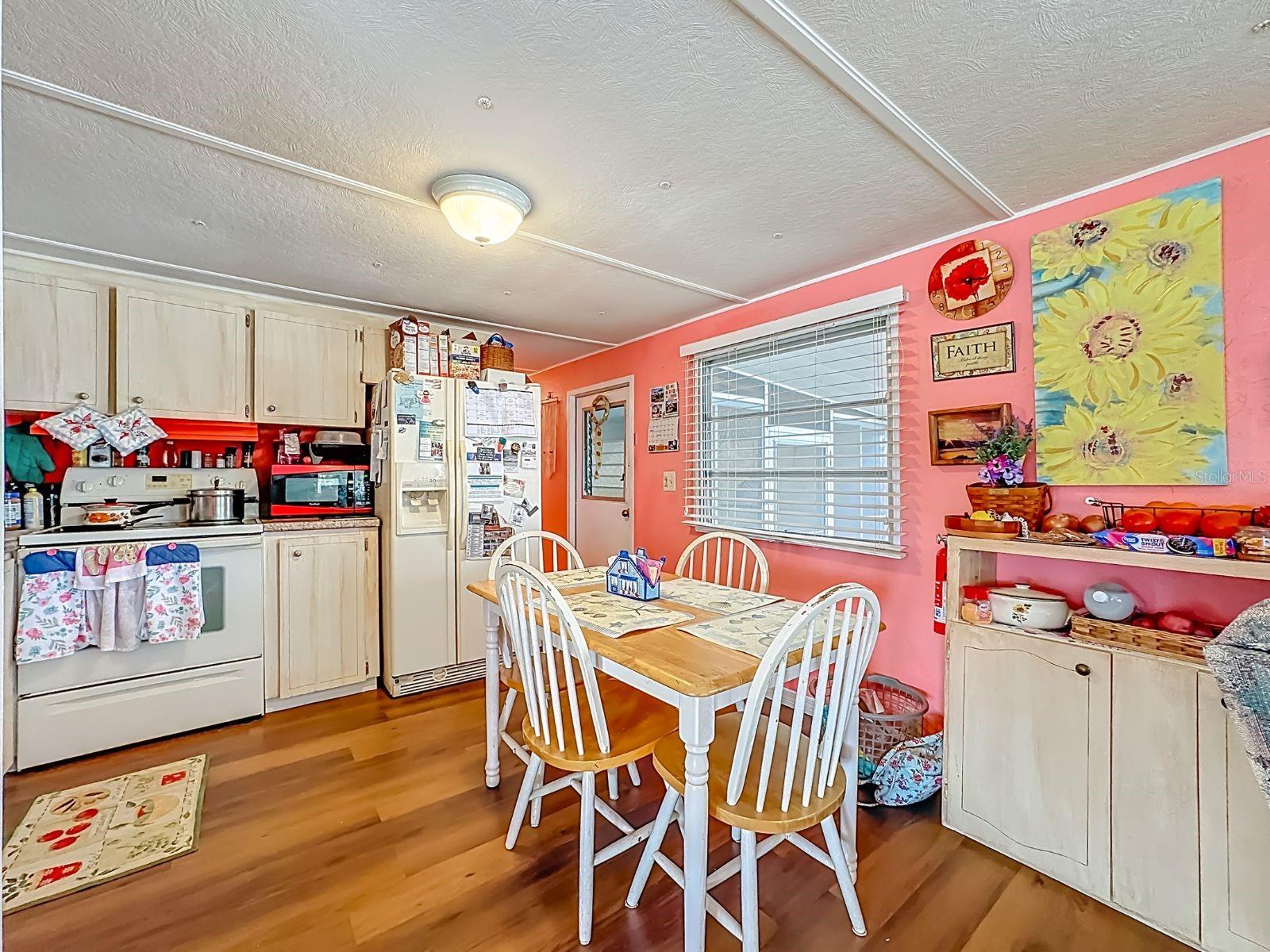 411 TROPIC DR W — photo 11