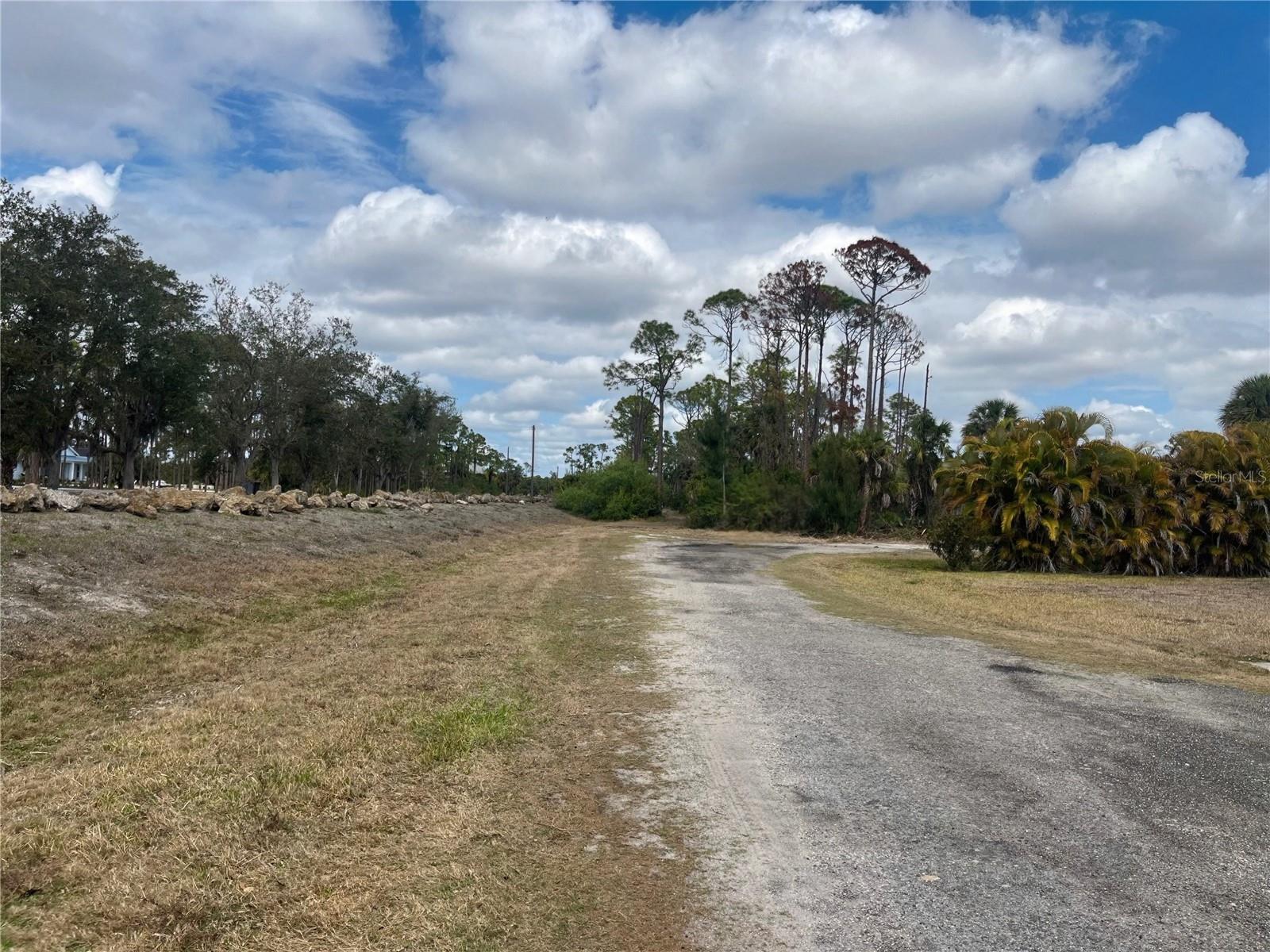 0 CALOOSA DR — photo 2