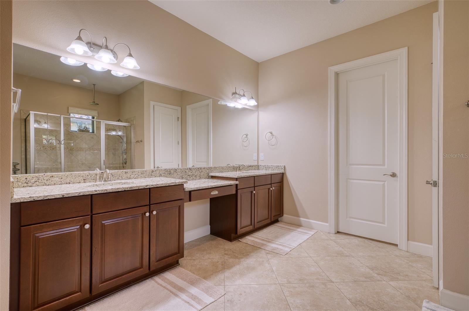 10107 WICKER PARK PL — photo 29