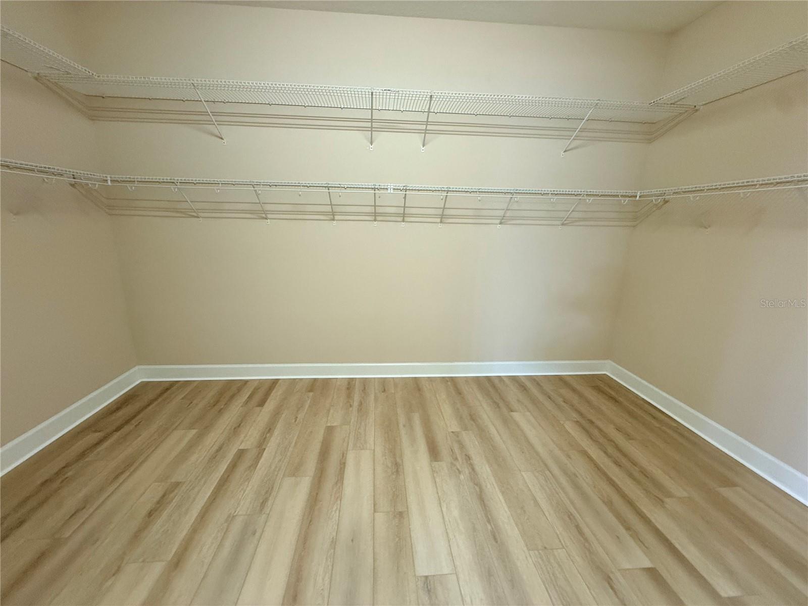 10107 WICKER PARK PL — photo 30