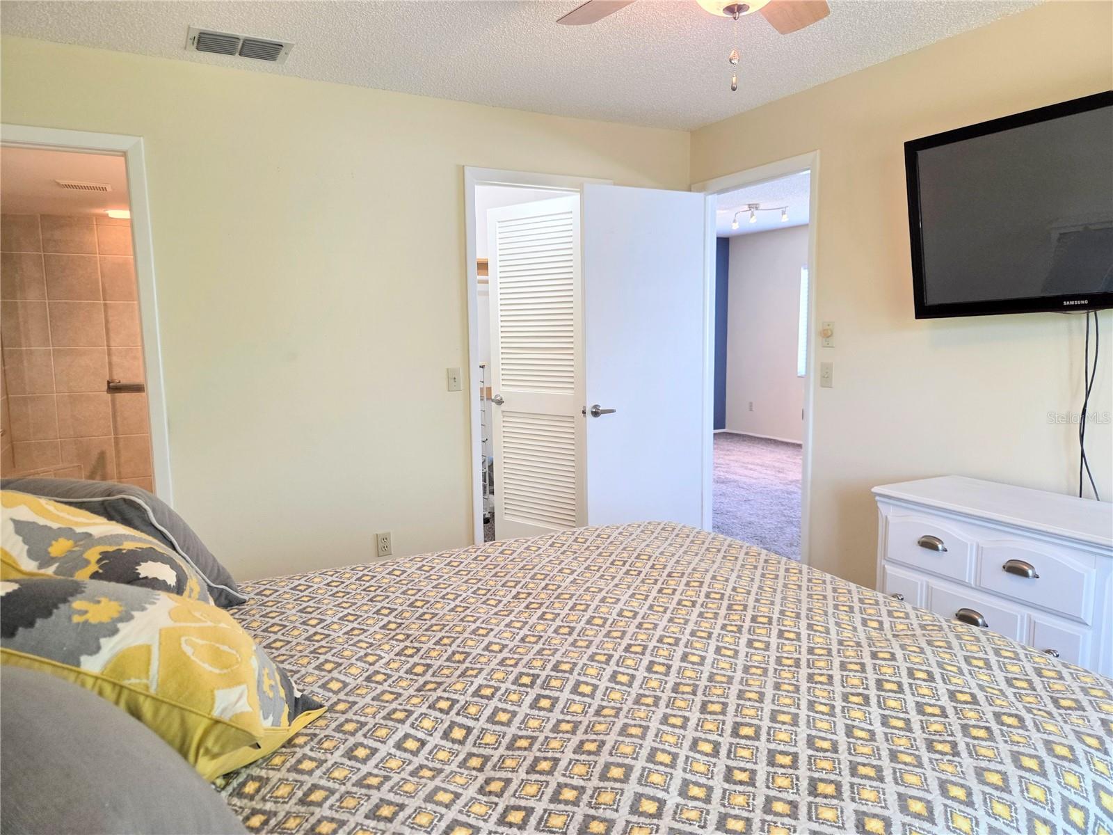 12404 EAGLESWOOD DR #C — photo 13