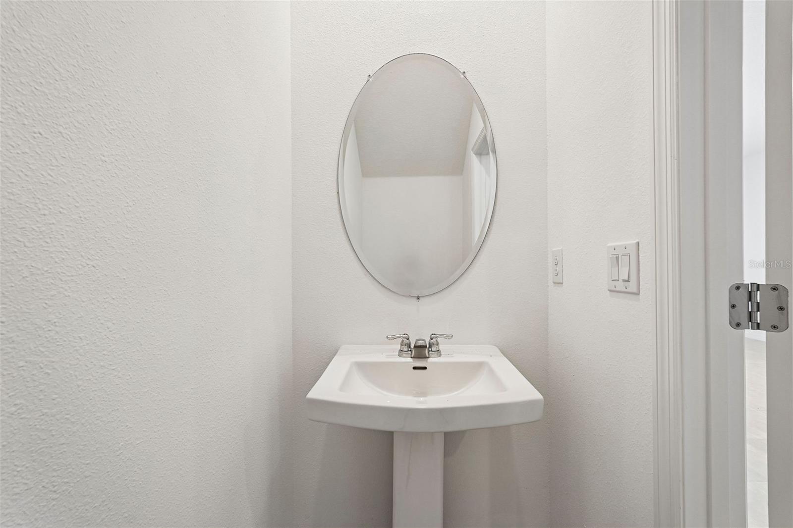 7155 GRAND FOREST WAY — photo 27