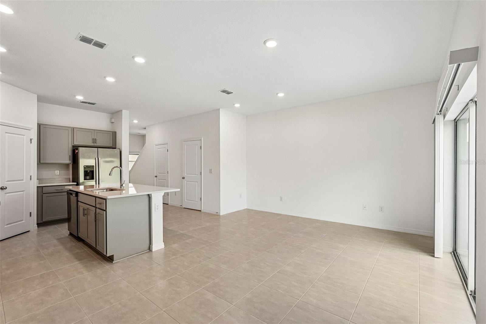 7155 GRAND FOREST WAY — photo 7