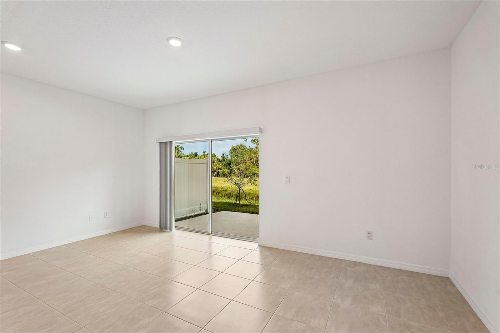 7155 GRAND FOREST WAY — photo 3