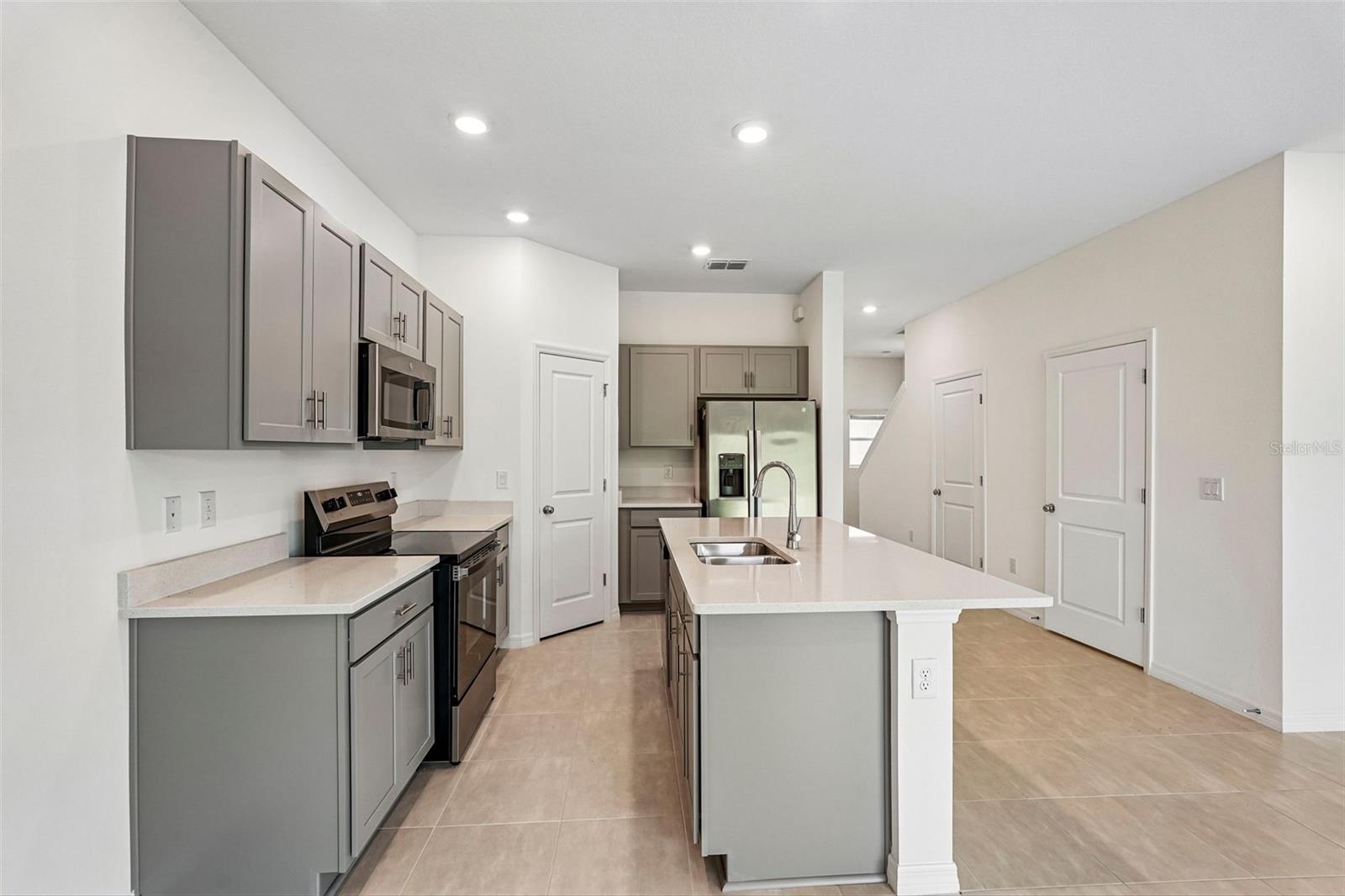 7155 GRAND FOREST WAY — photo 12