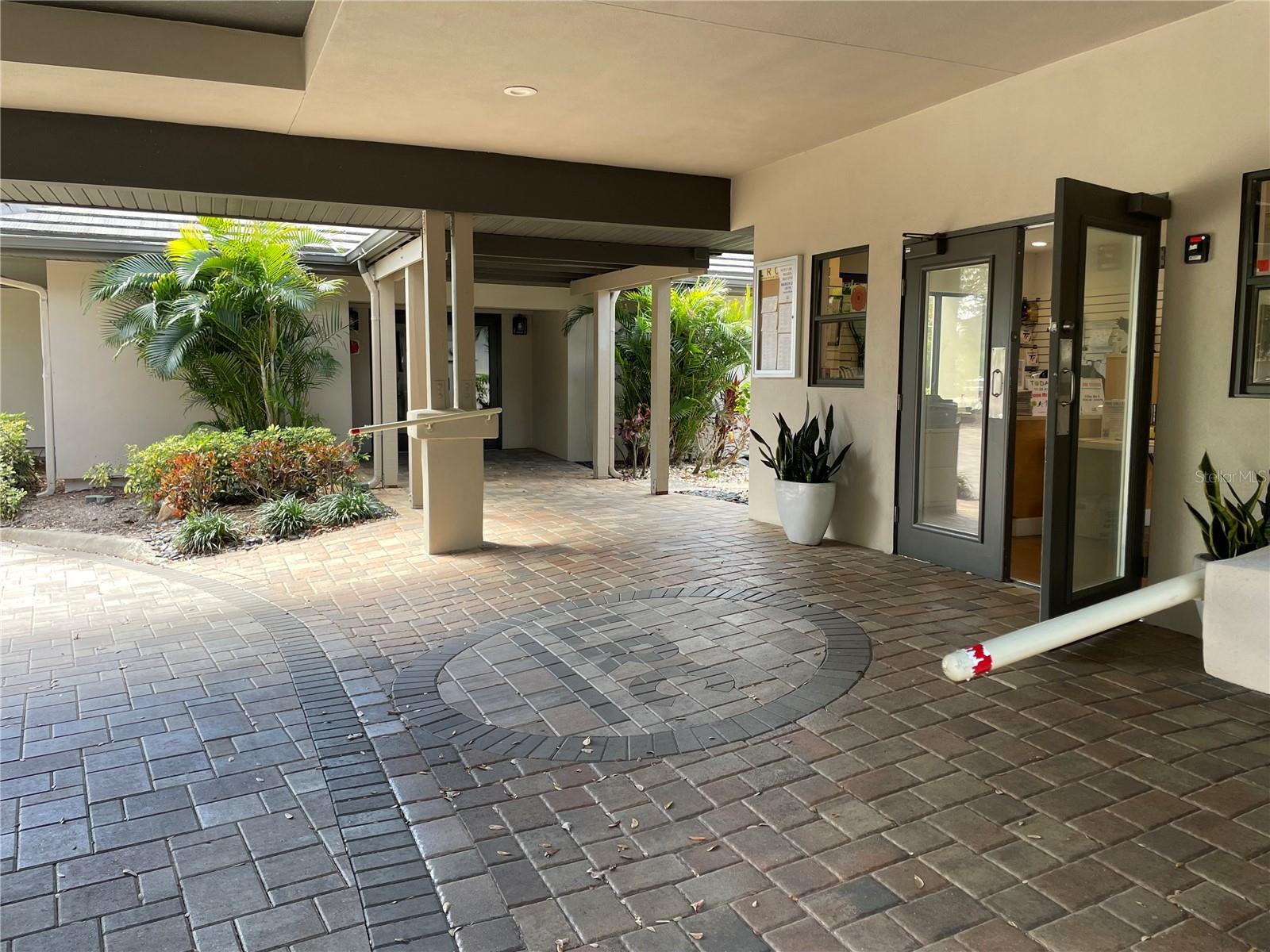 1664 STARLING DR #101 — photo 59