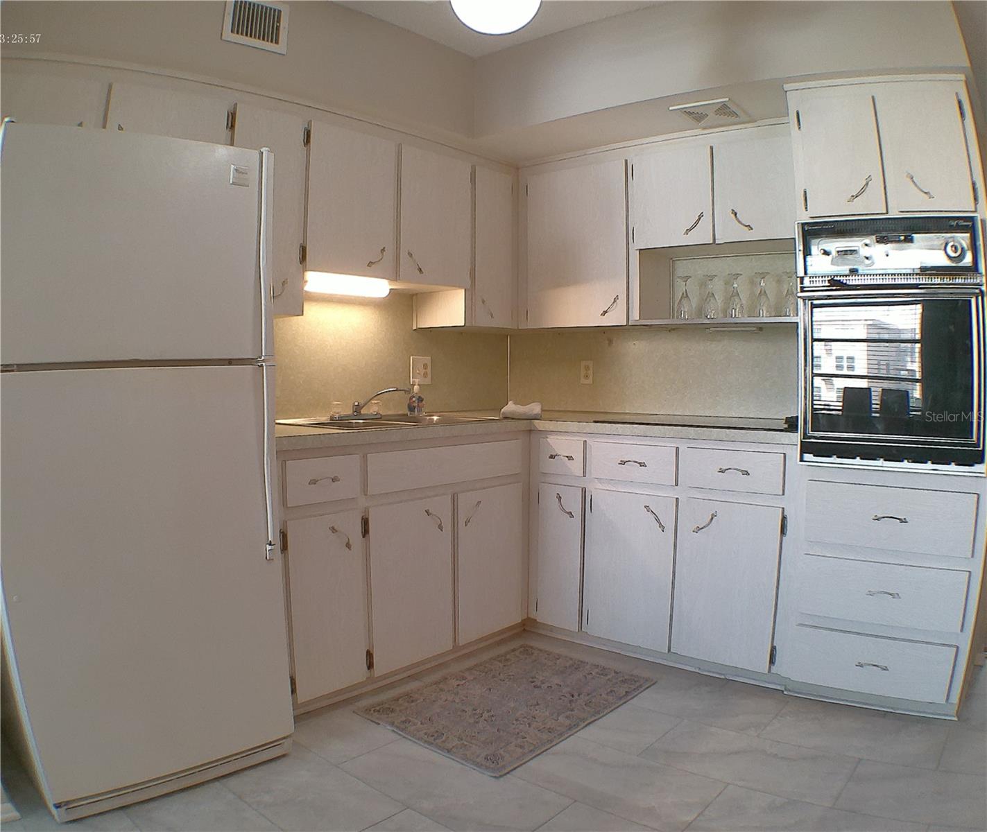 2456 ECUADORIAN WAY #38 — photo 19