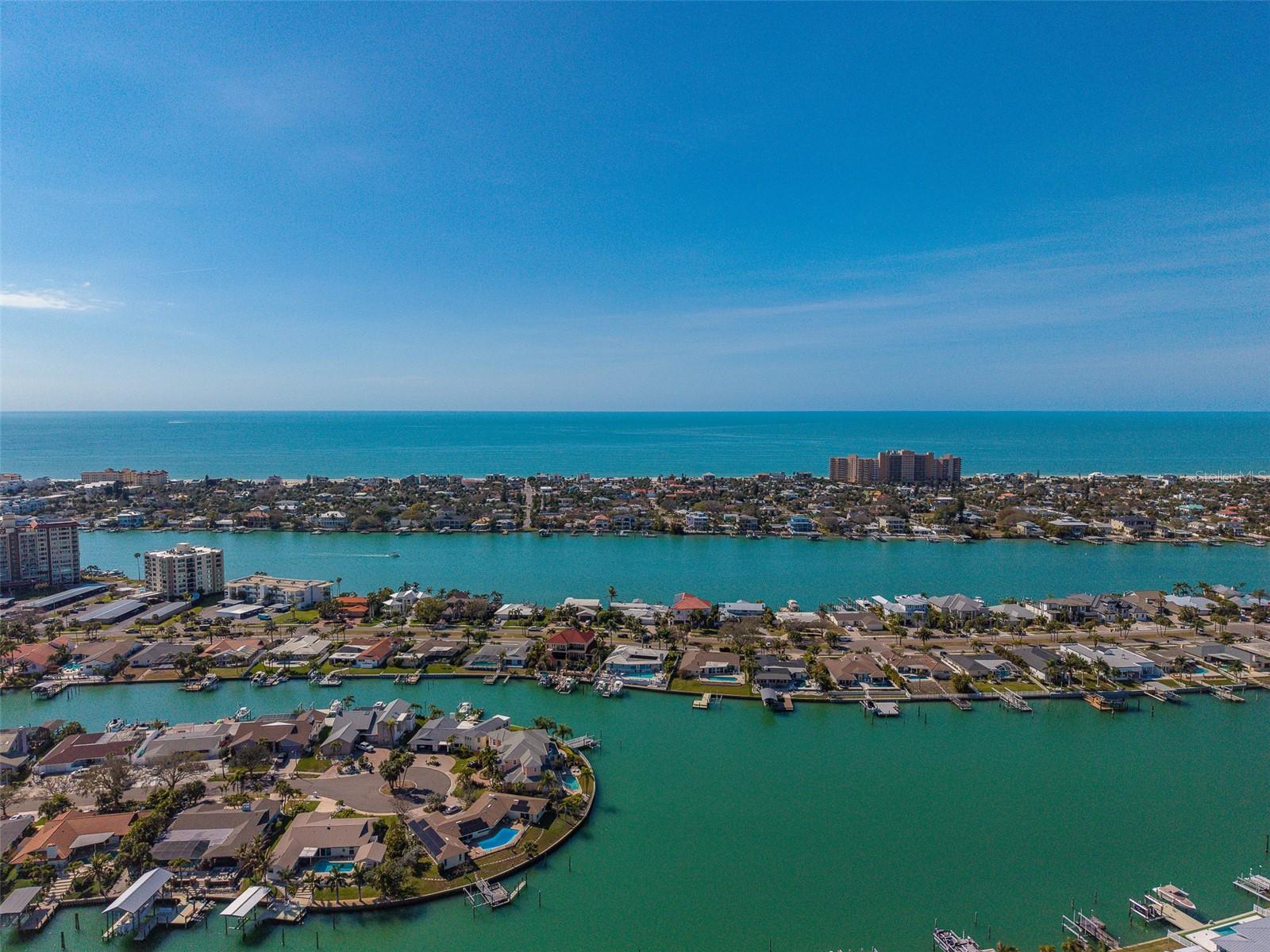 824 ISLAND WAY — photo 85