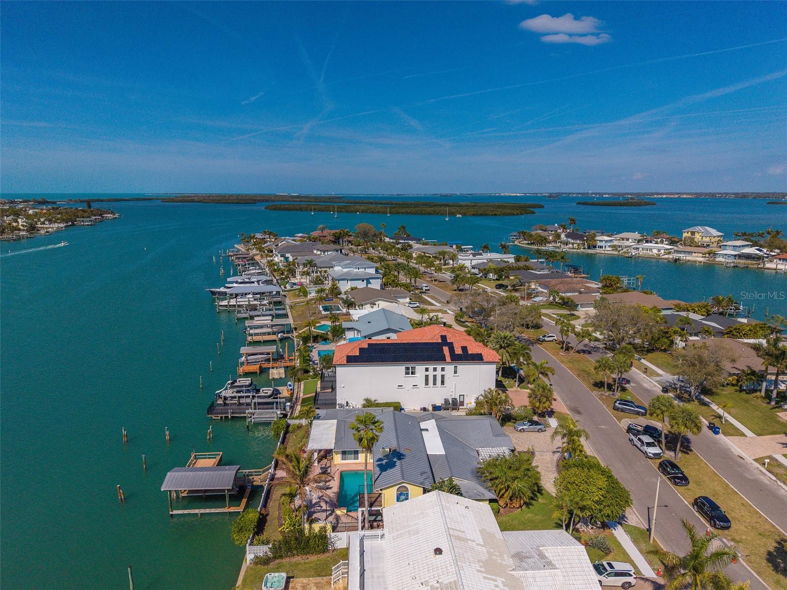 824 ISLAND WAY — photo 83