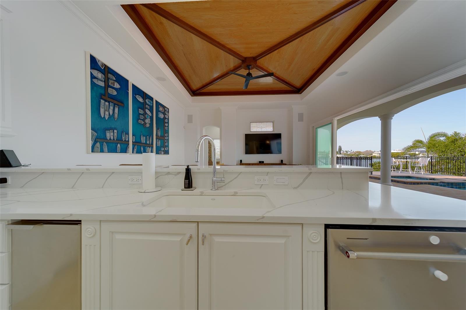 824 ISLAND WAY — photo 45