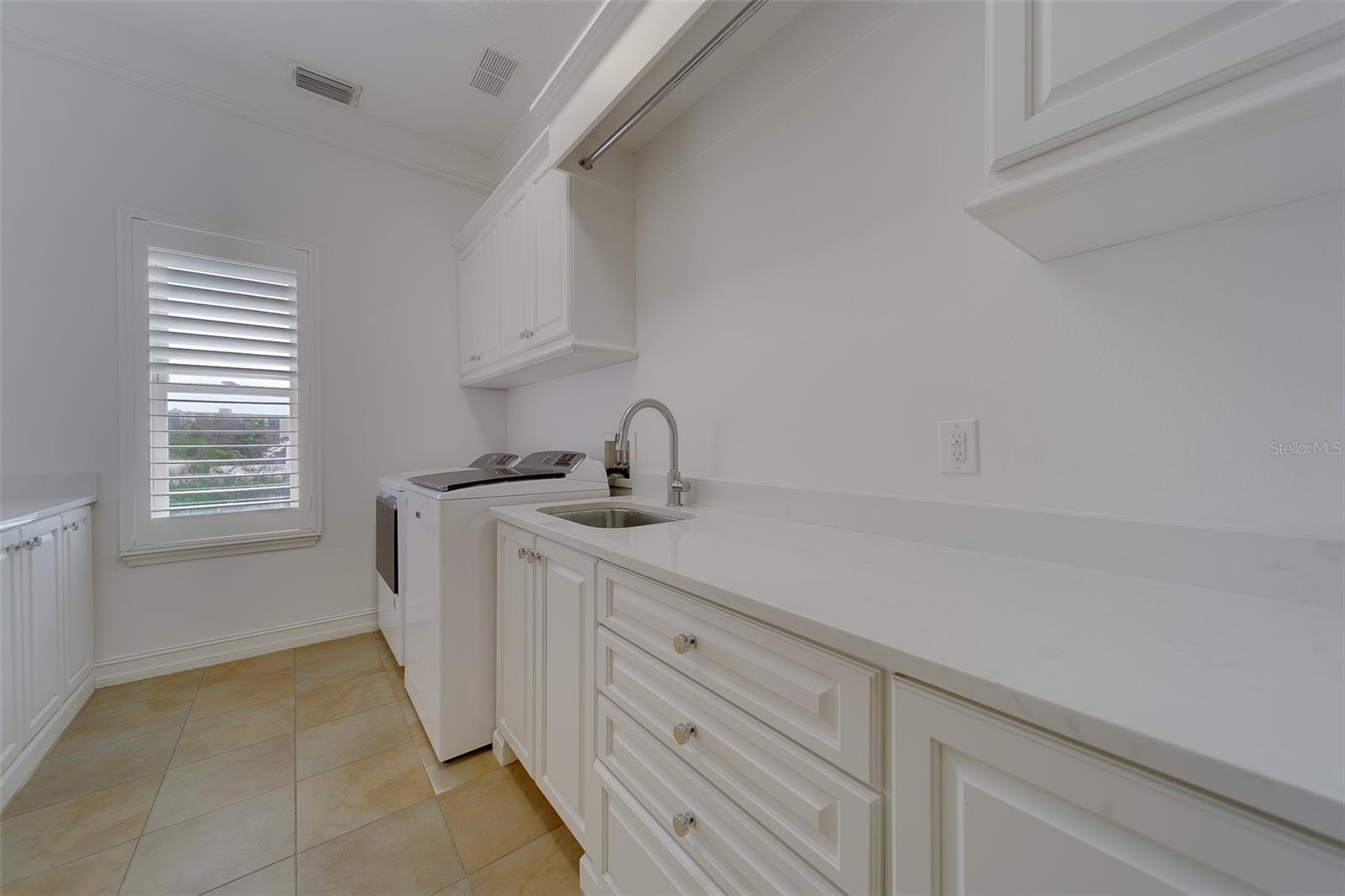 824 ISLAND WAY — photo 55