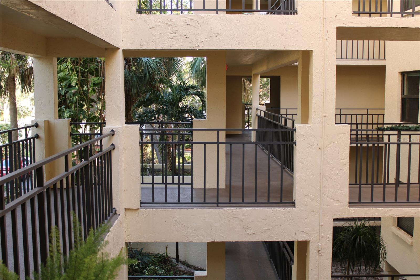 6470 MOURNING DOVE DR #203 — photo 37