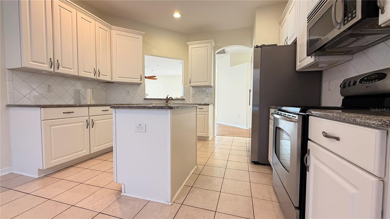 1643 BONITA BLUFF CT — photo 15