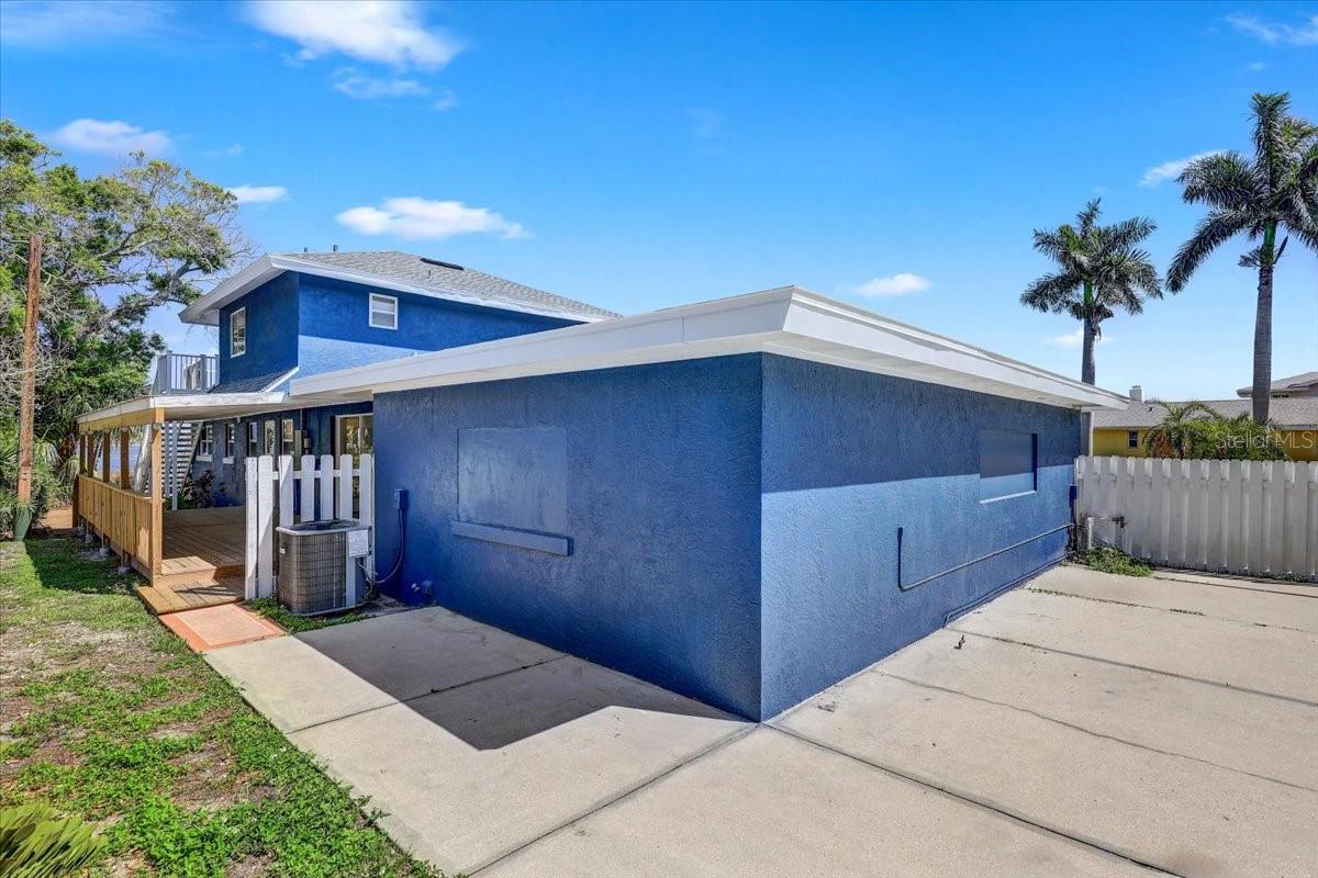 2201 RIVERVIEW BLVD — photo 46