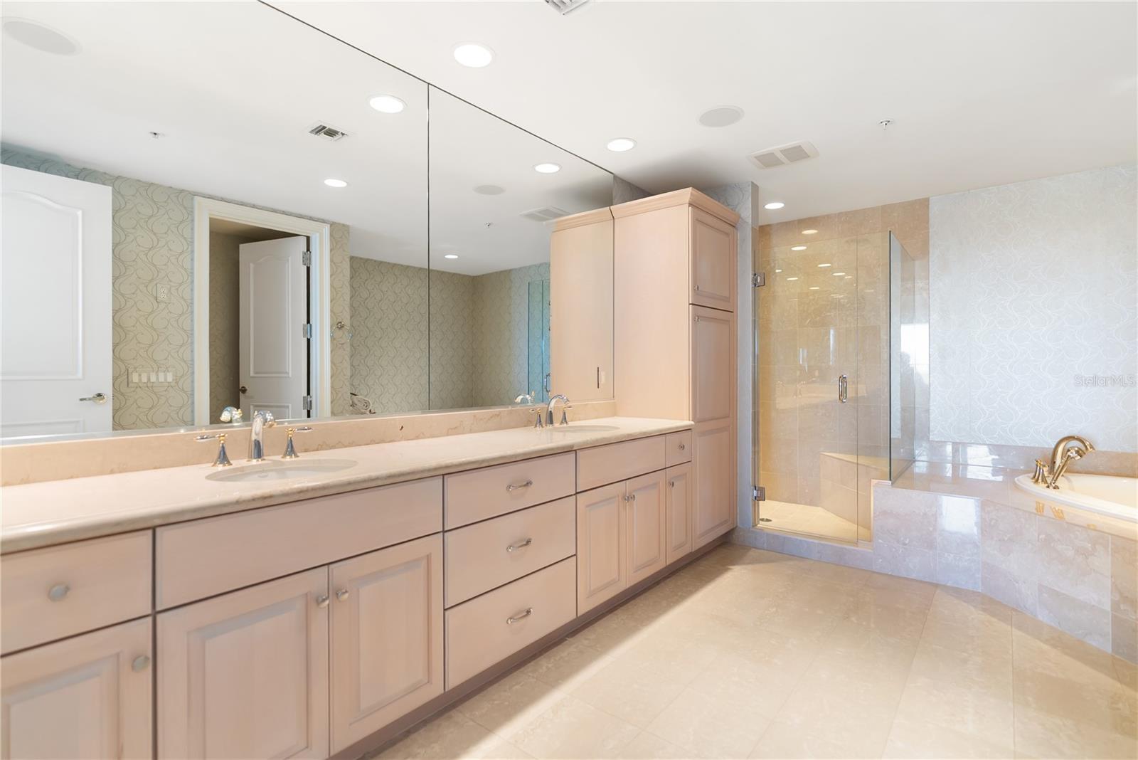 1111 RITZ CARLTON DR #1603 — photo 17