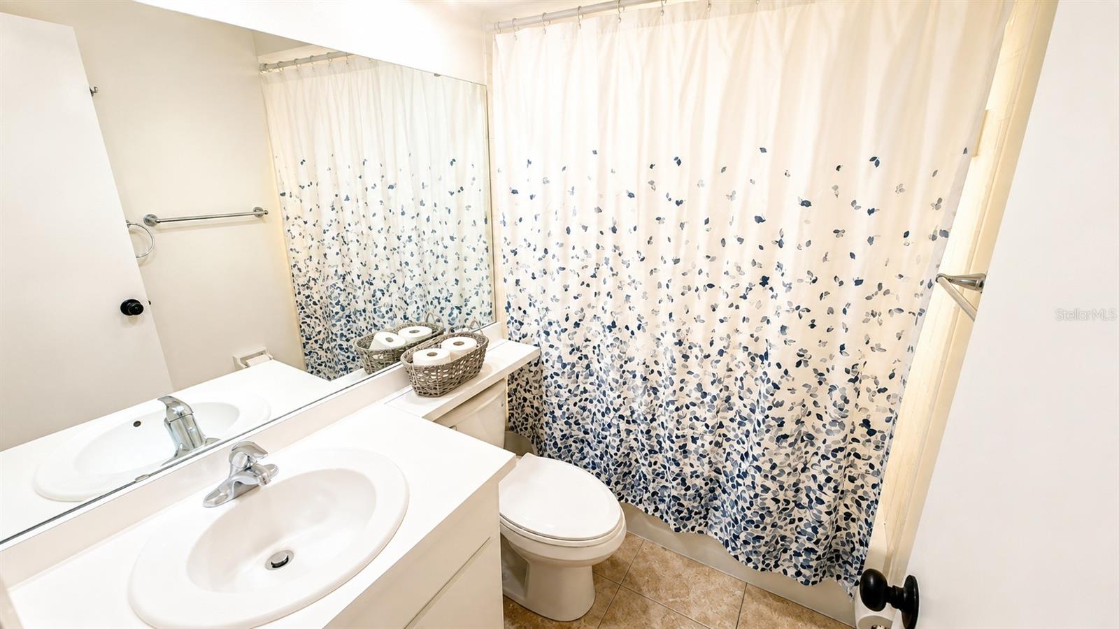 1526 GEORGETOWNE LN — photo 27