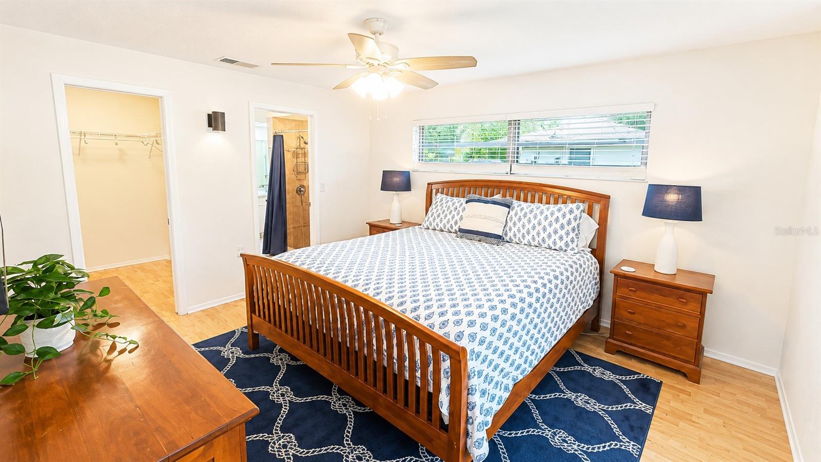 1526 GEORGETOWNE LN — photo 19