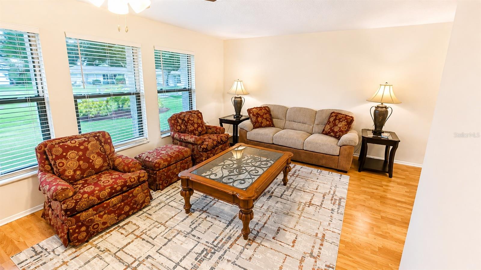1526 GEORGETOWNE LN — photo 9