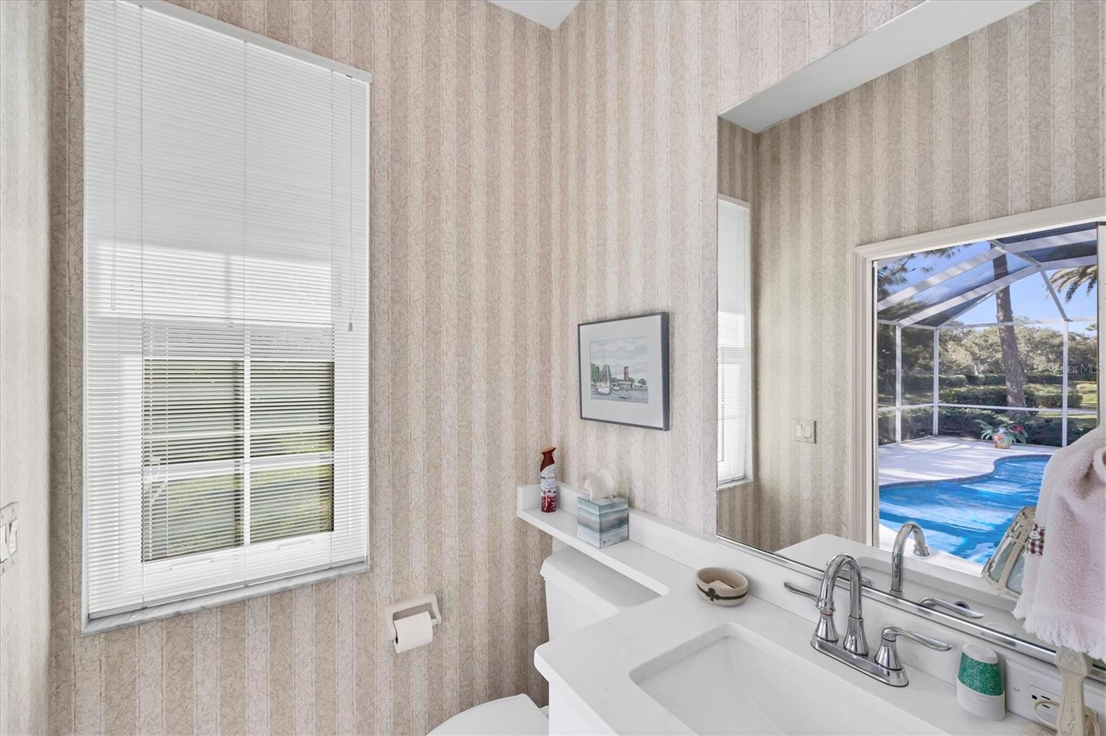 8684 WOODBRIAR DR — photo 19