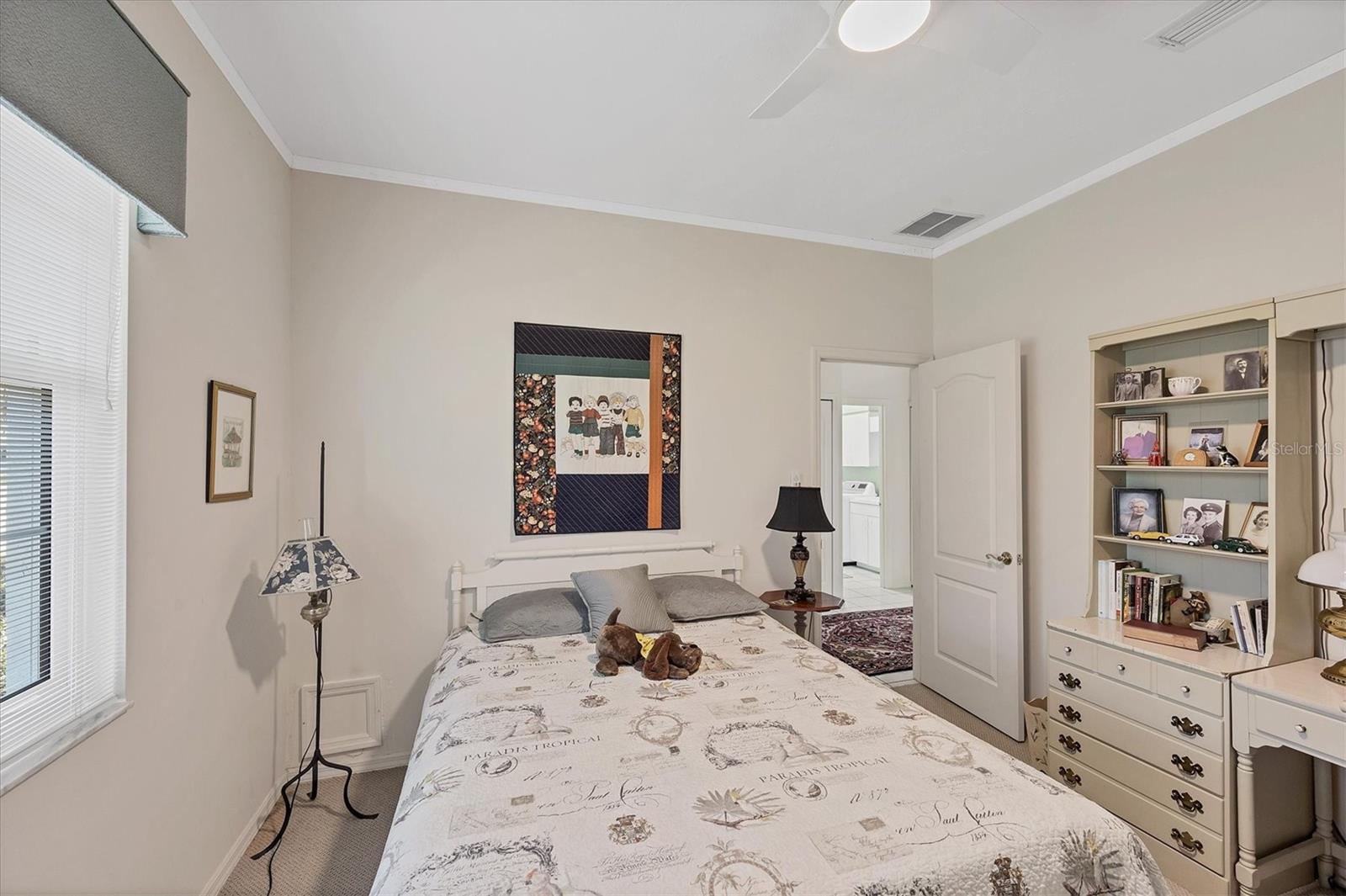 8684 WOODBRIAR DR — photo 18