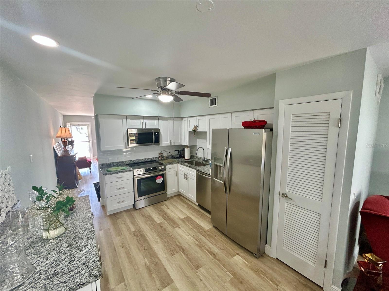2286 NORWEGIAN DR #8 — photo 11