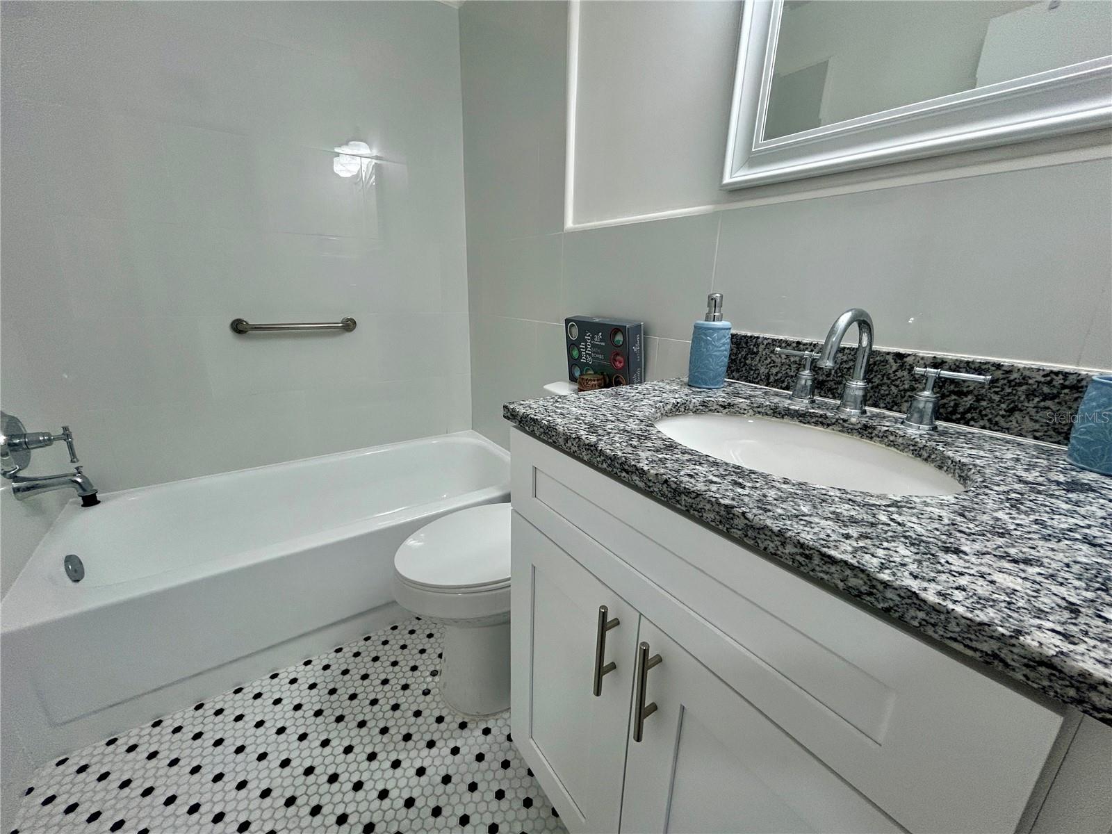 2286 NORWEGIAN DR #8 — photo 27