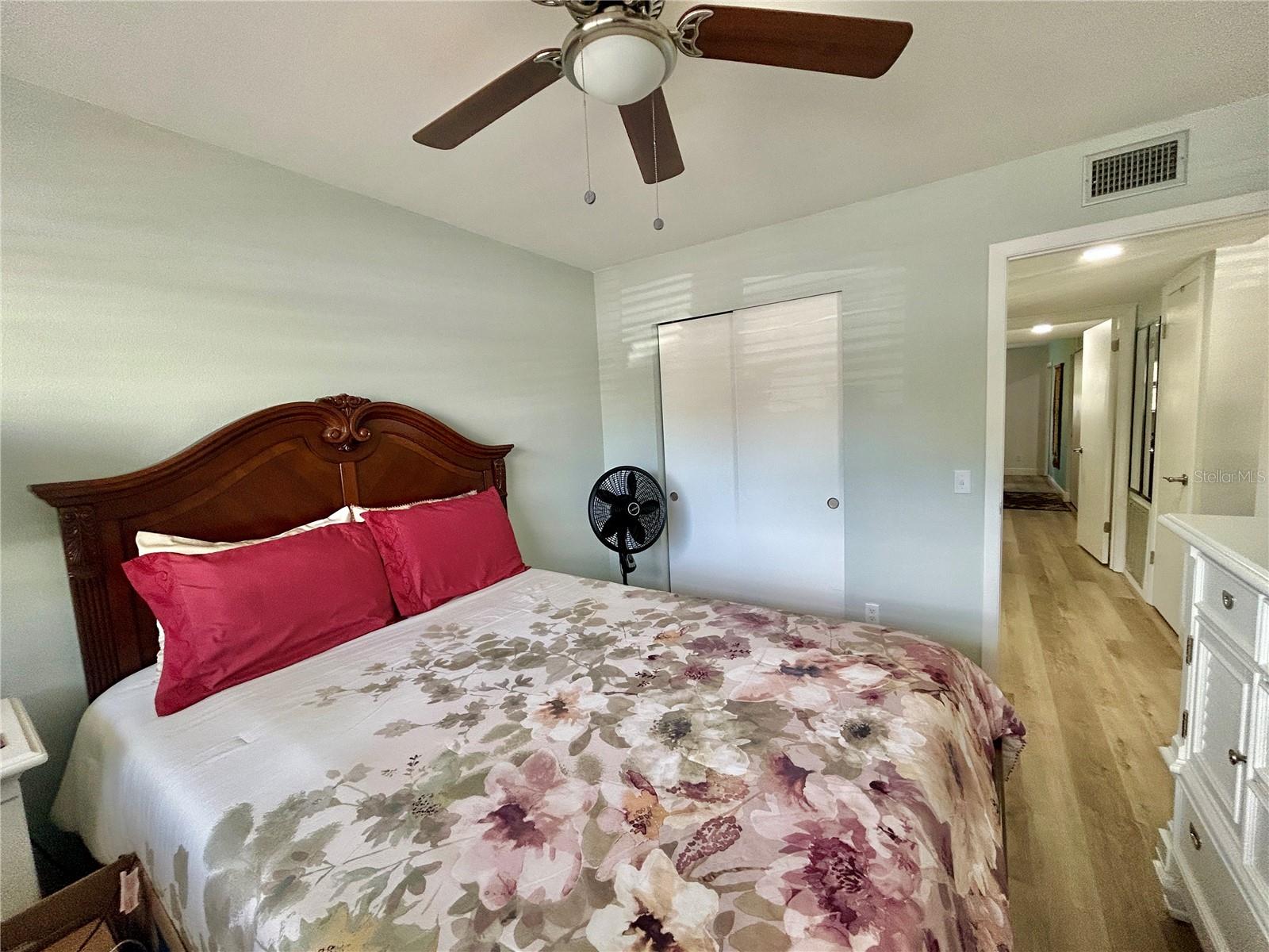 2286 NORWEGIAN DR #8 — photo 25
