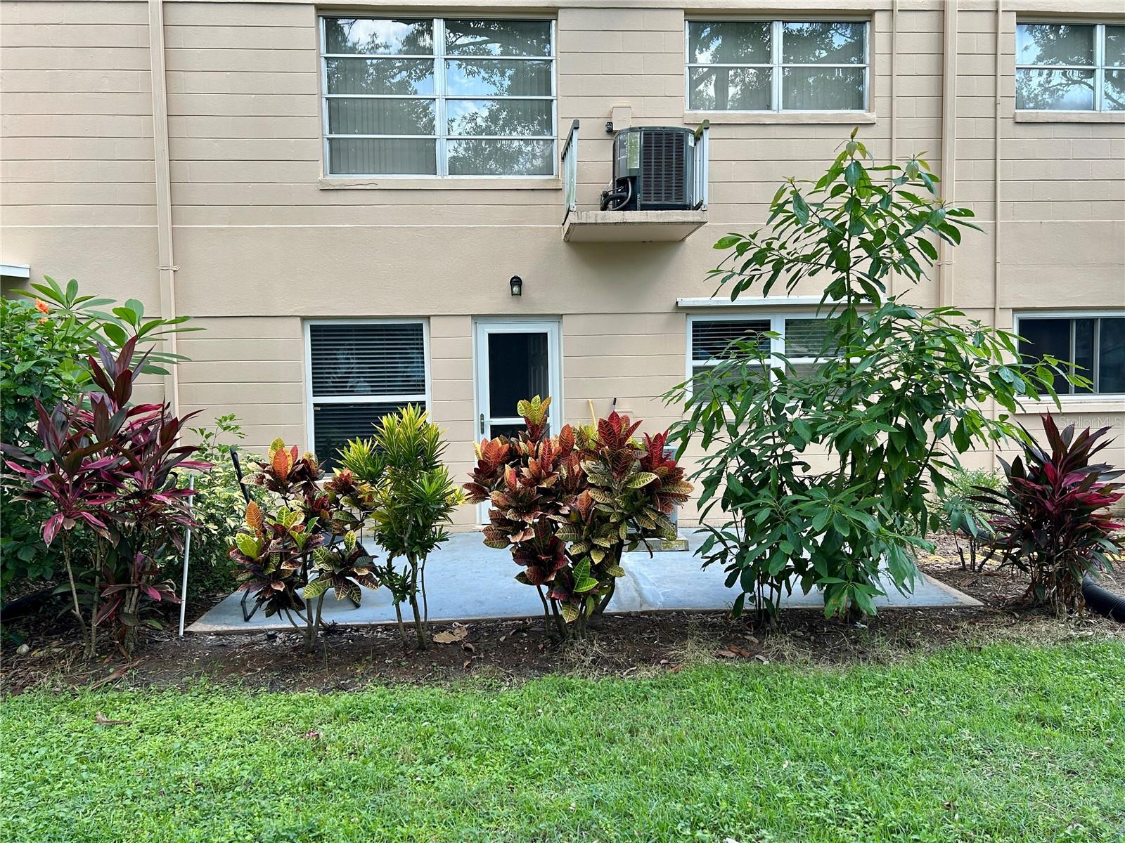 2286 NORWEGIAN DR #8 — photo 32