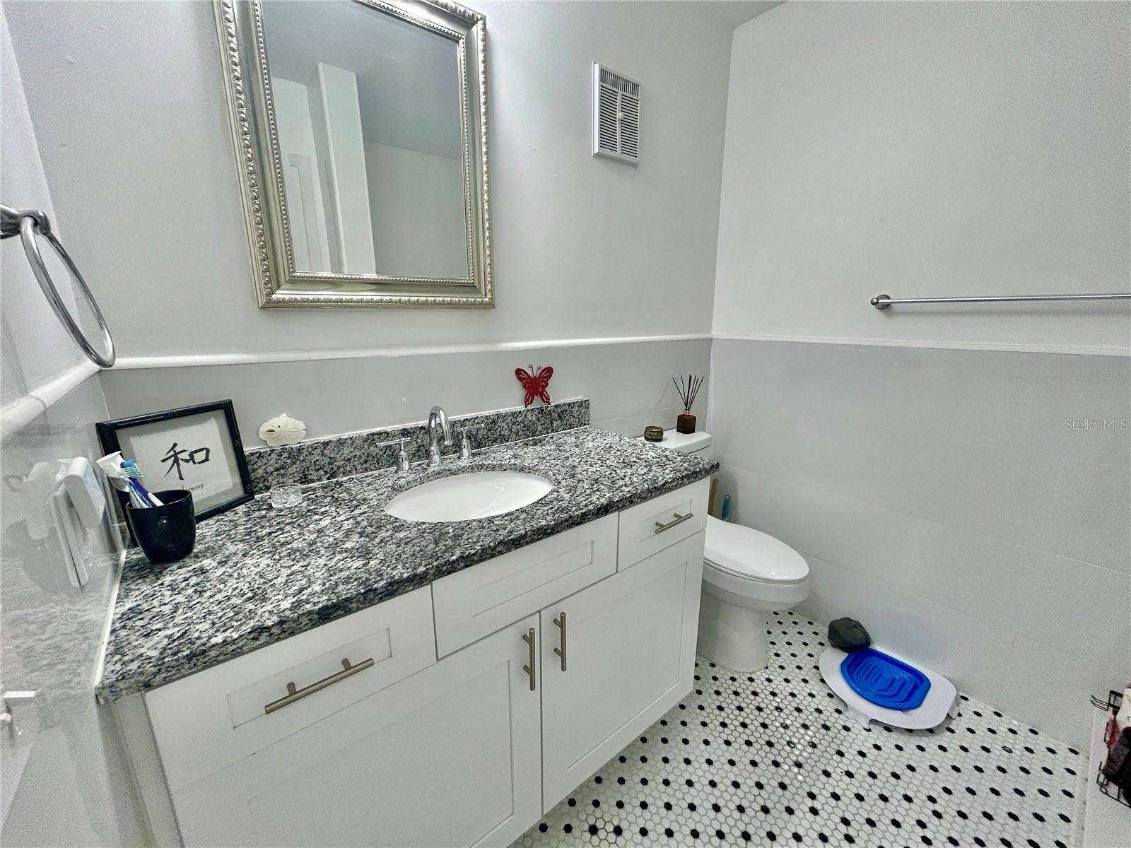 2286 NORWEGIAN DR #8 — photo 20