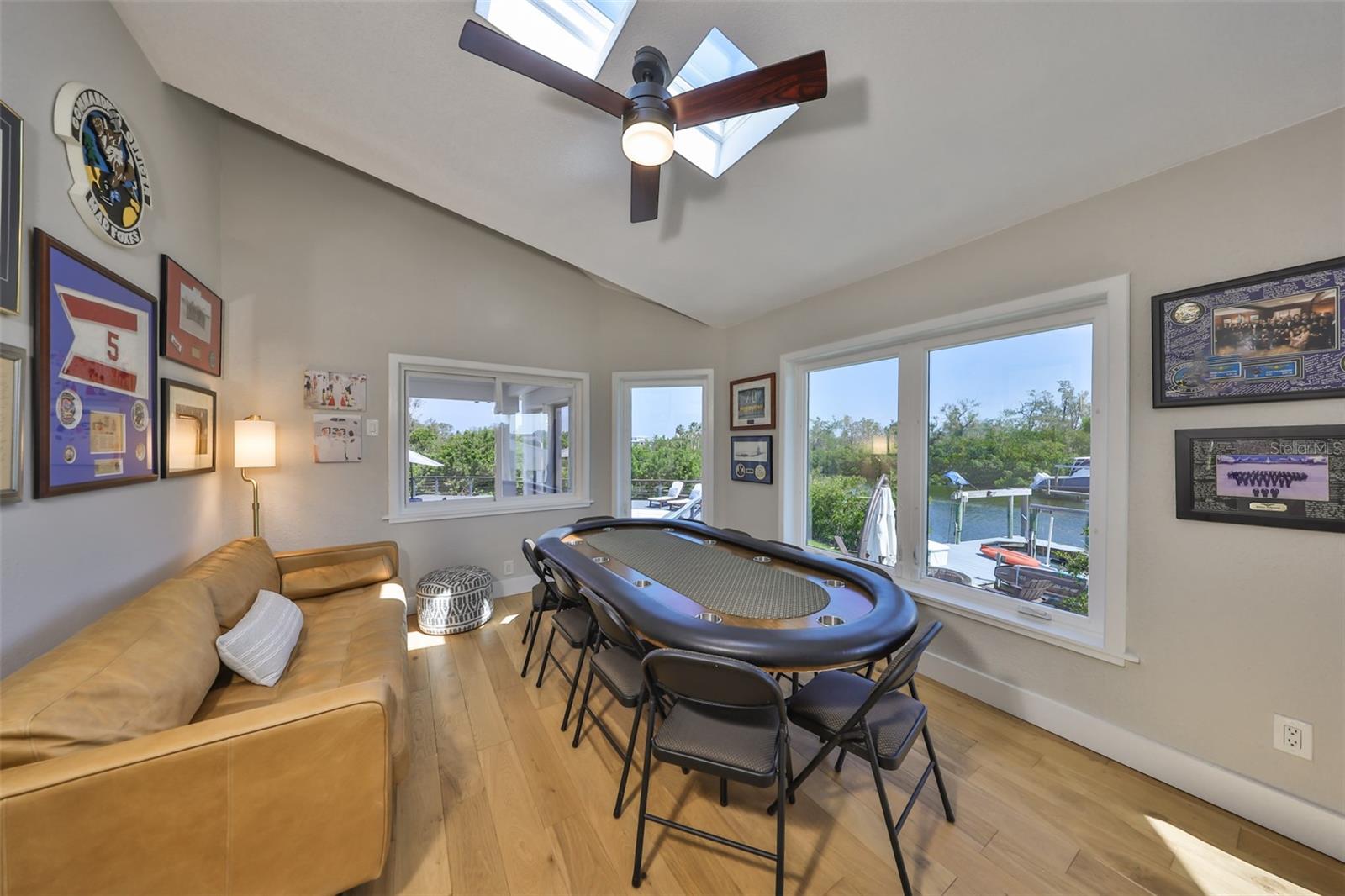 945 BUNKER VIEW DR — photo 37