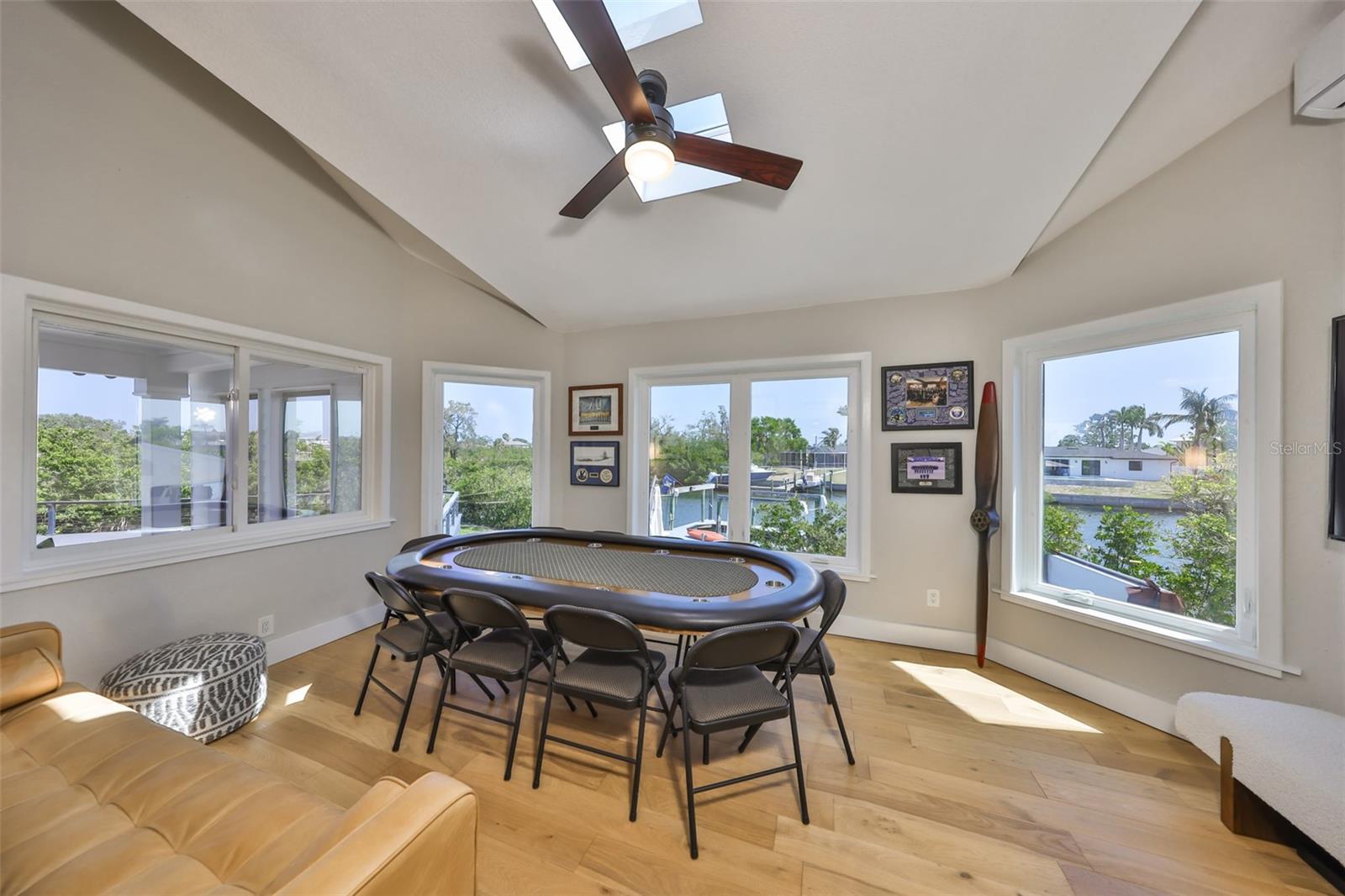 945 BUNKER VIEW DR — photo 35