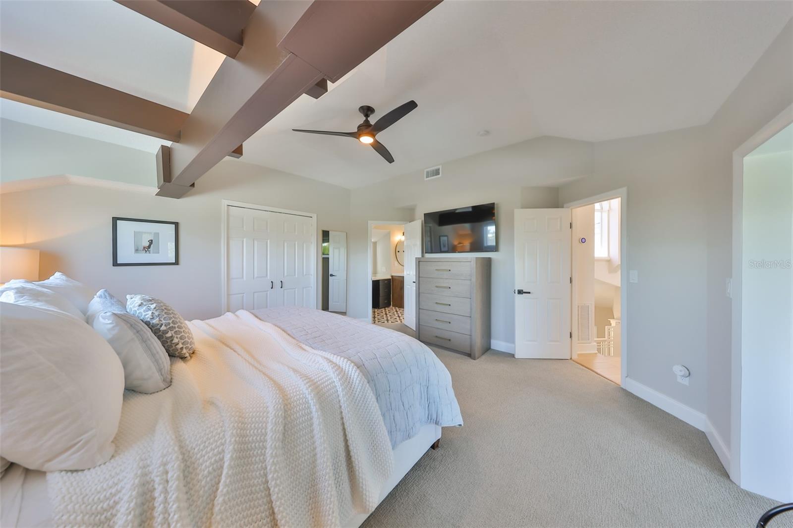 945 BUNKER VIEW DR — photo 45