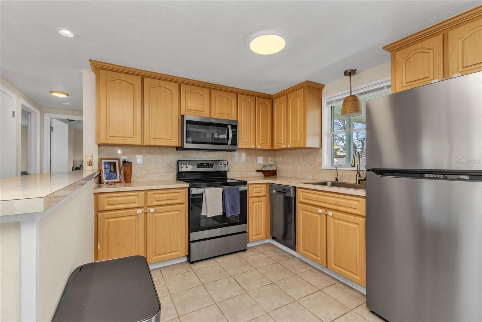 960 DARWIN RD — photo 12