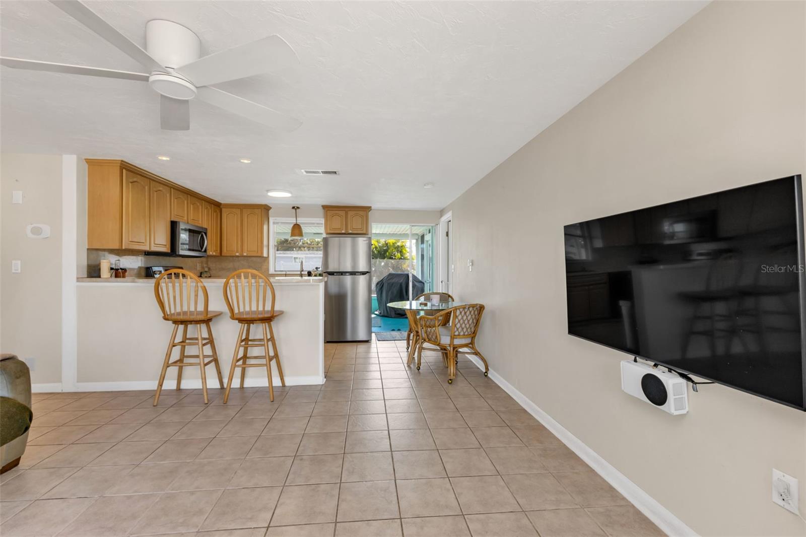 960 DARWIN RD — photo 5