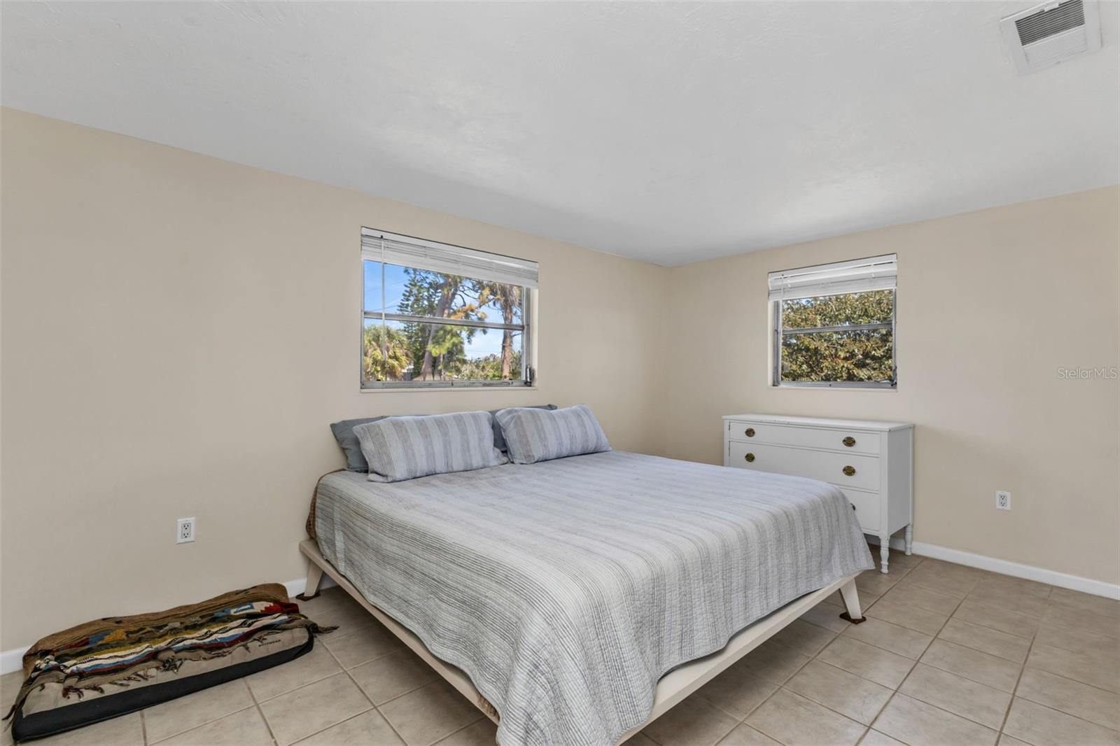 960 DARWIN RD — photo 19