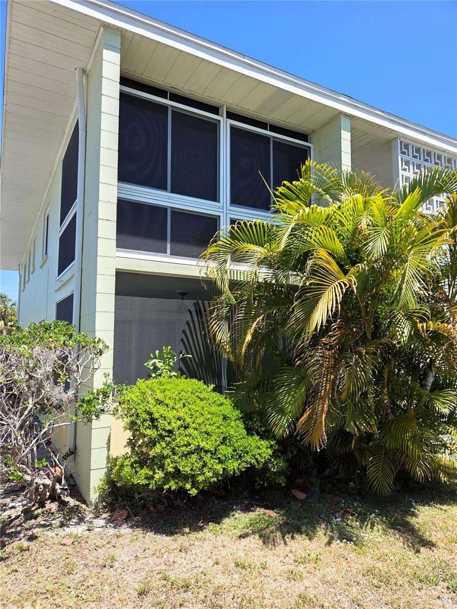 10215 MANATEE AVE W #1 — photo 4
