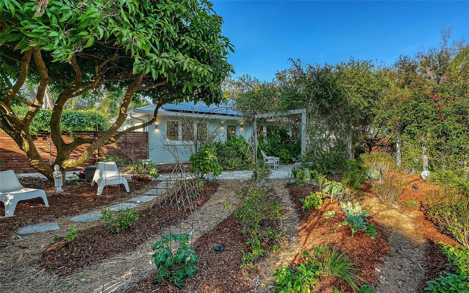 1731 CUNLIFF LN — photo 51