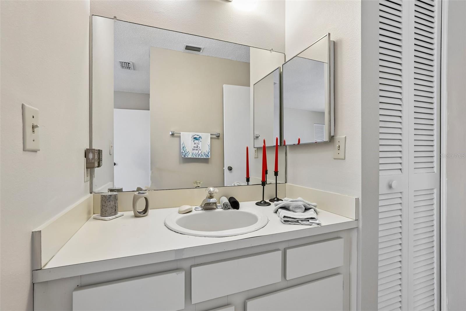 8419 LAURELON PL — photo 35