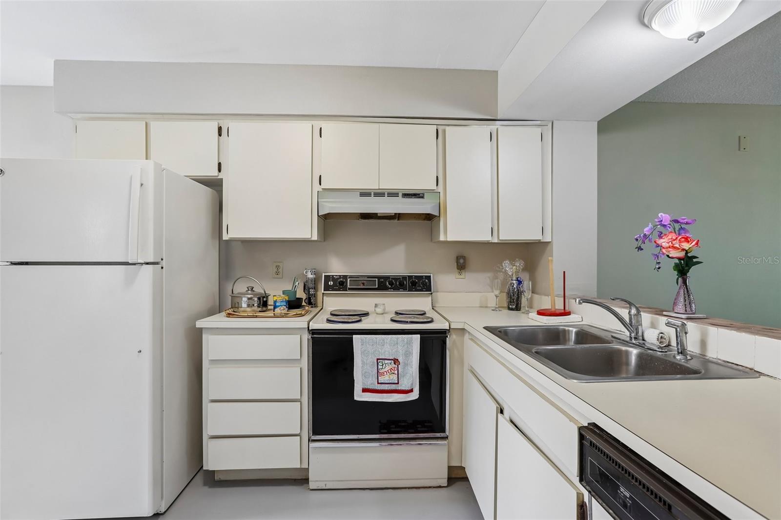 8419 LAURELON PL — photo 23