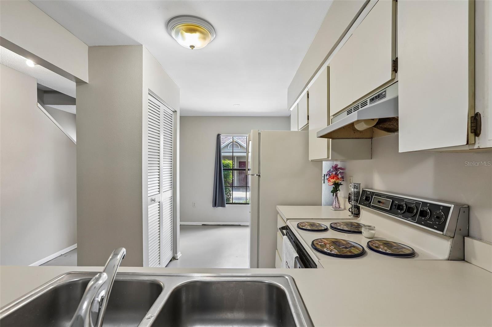 8419 LAURELON PL — photo 19