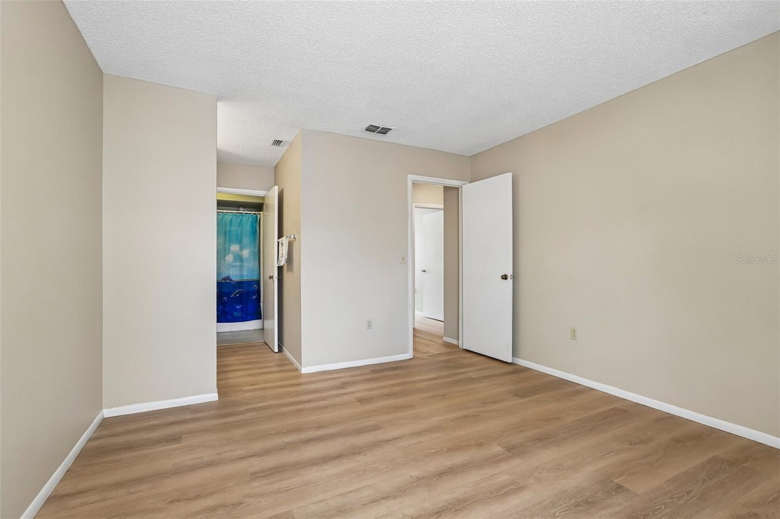 8419 LAURELON PL — photo 33