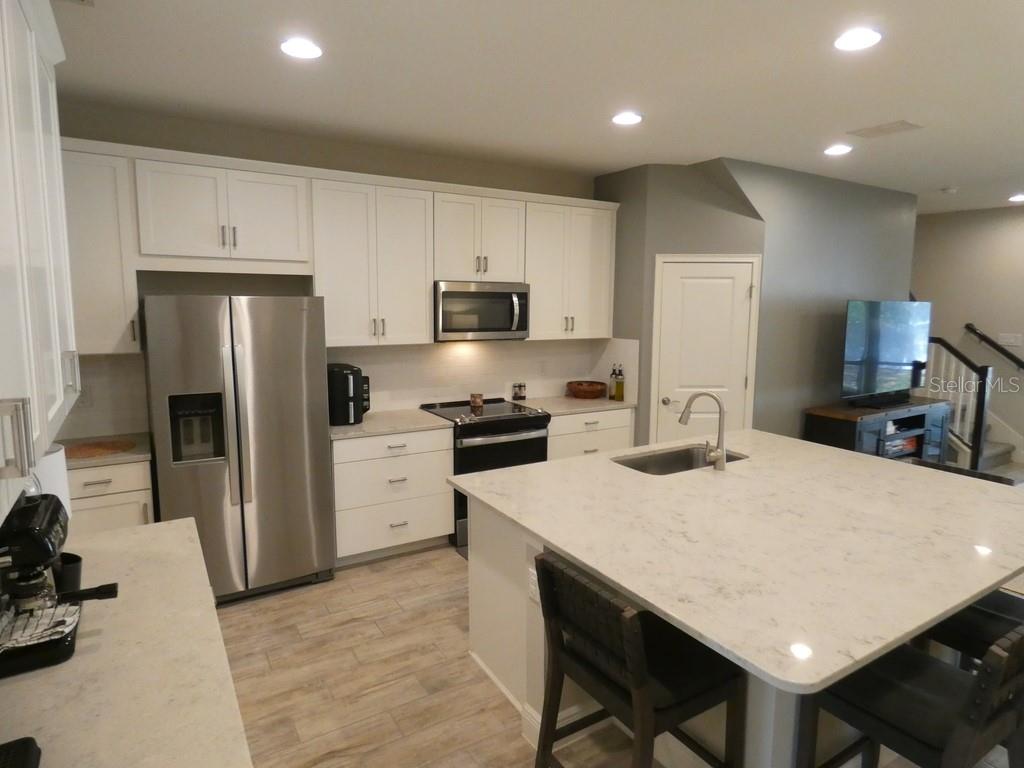 1505 SUNSET WIND LOOP — photo 3