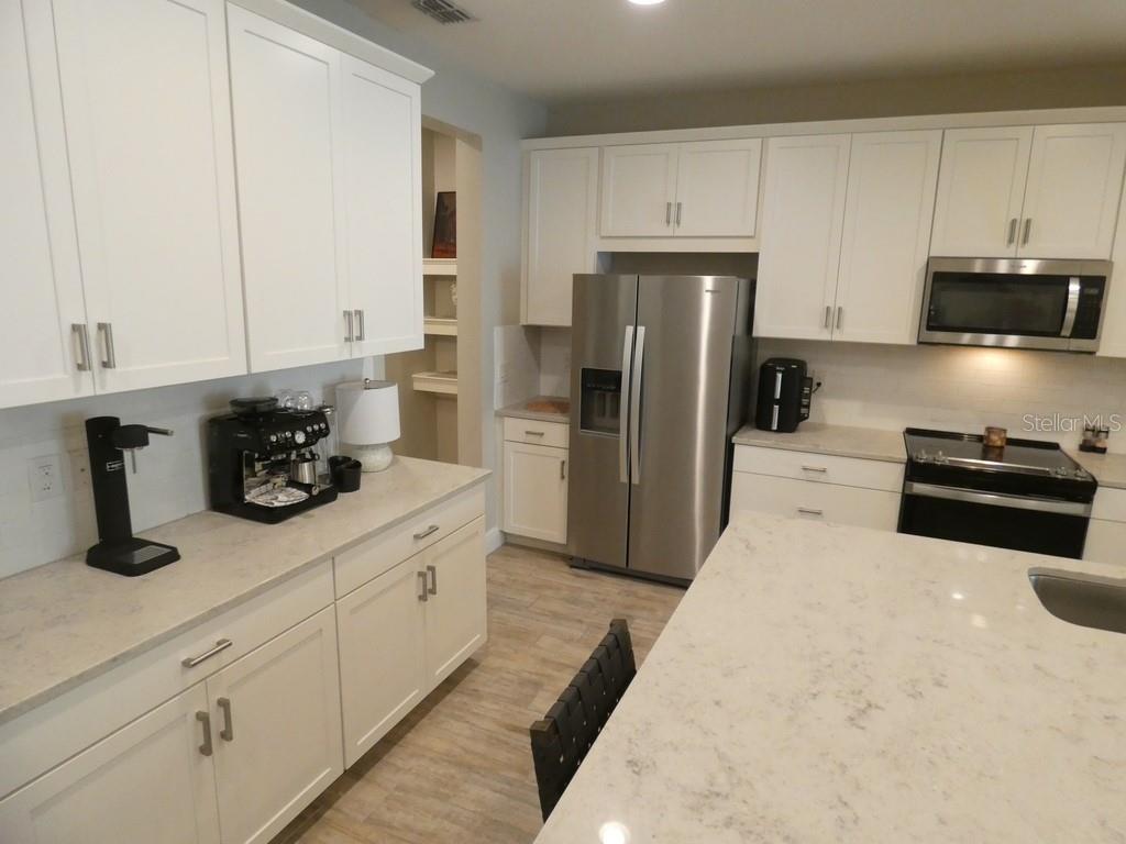 1505 SUNSET WIND LOOP — photo 4