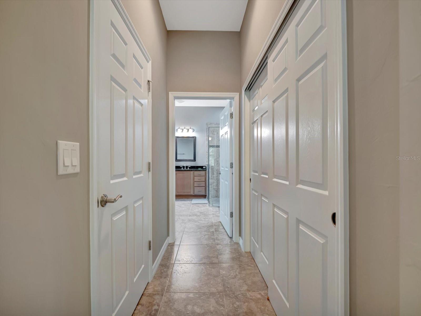 5009 LAKE OVERLOOK AVE — photo 26
