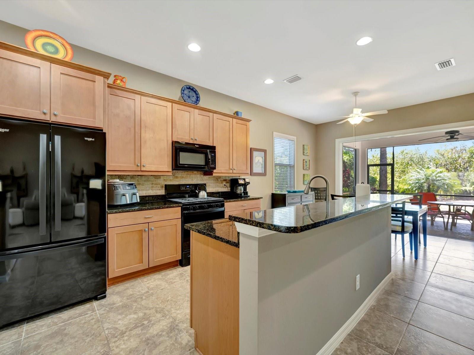 5009 LAKE OVERLOOK AVE — photo 15