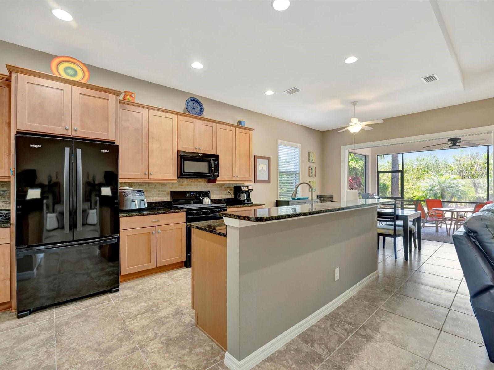 5009 LAKE OVERLOOK AVE — photo 14