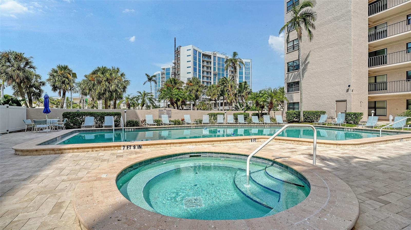 1001 BENJAMIN FRANKLIN DR #110 — photo 41
