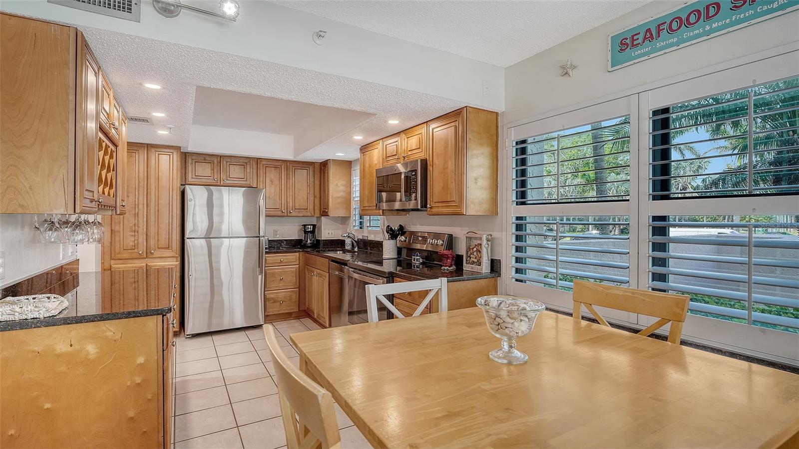 1001 BENJAMIN FRANKLIN DR #110 — photo 21