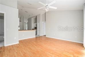 10039 CREEK BLUFF DR — photo 9